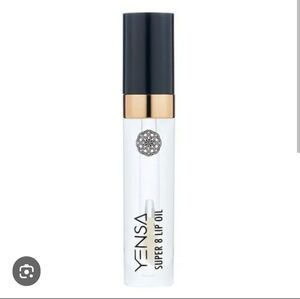 Yensa Super 8 Lip Oil NIB